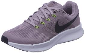 W NIKE RUN SWIFT 3 7.5 / LTVLOR/BLACK