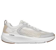 GO RUN ELEVATE - VAN 11 / 220322-GYOR