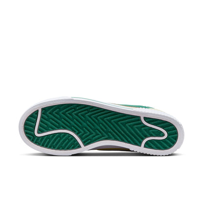 WMNS NIKE COURT LEGACY LIFT 9.5 / DM7590-101