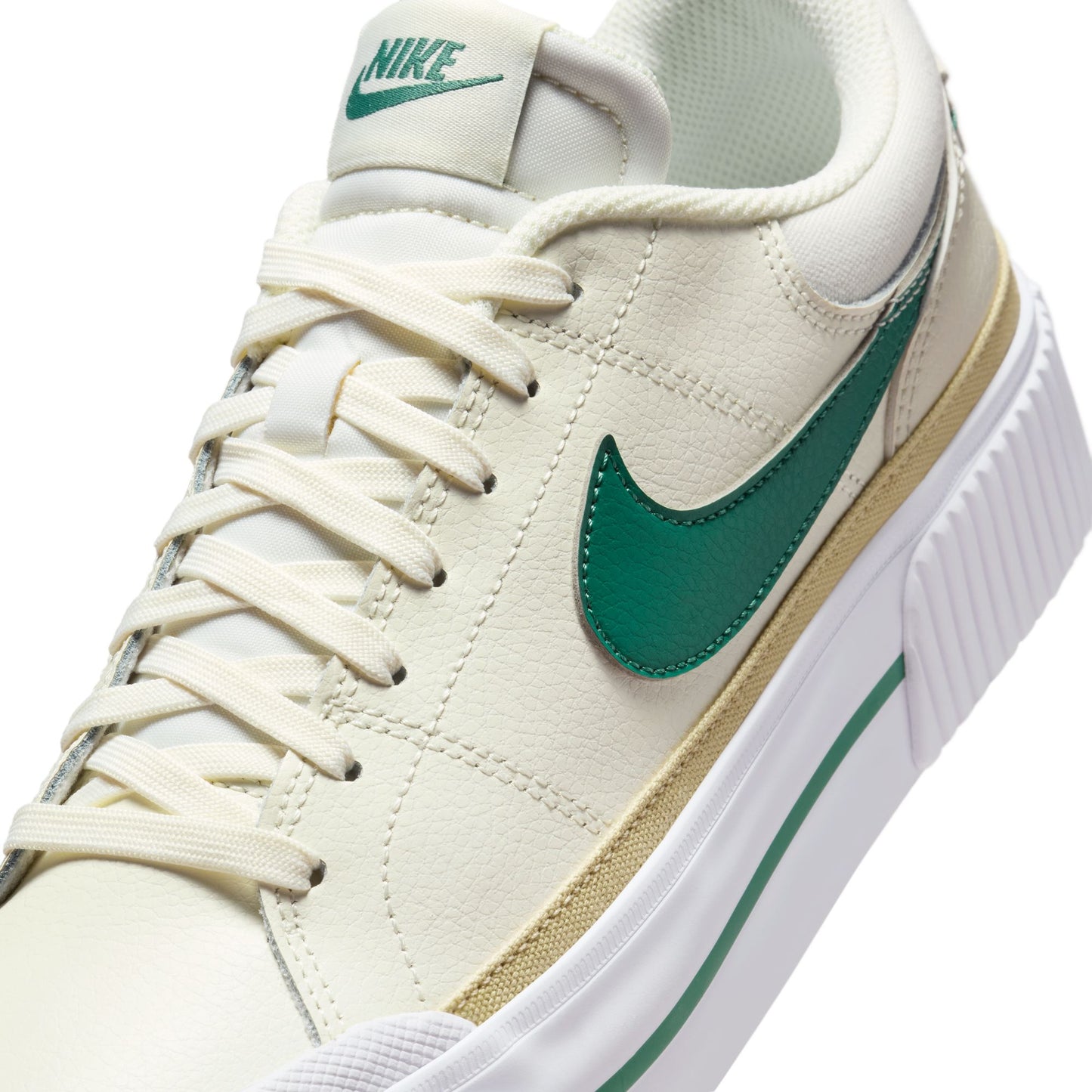 WMNS NIKE COURT LEGACY LIFT 9.5 / DM7590-101