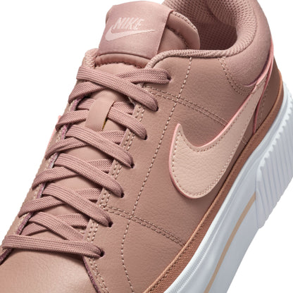 WMNS NIKE COURT LEGACY LIFT 9.5 / DM7590-101
