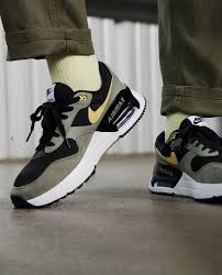 NIKE AIR MAX SYSTM 8 / WHITE/DKTMRD