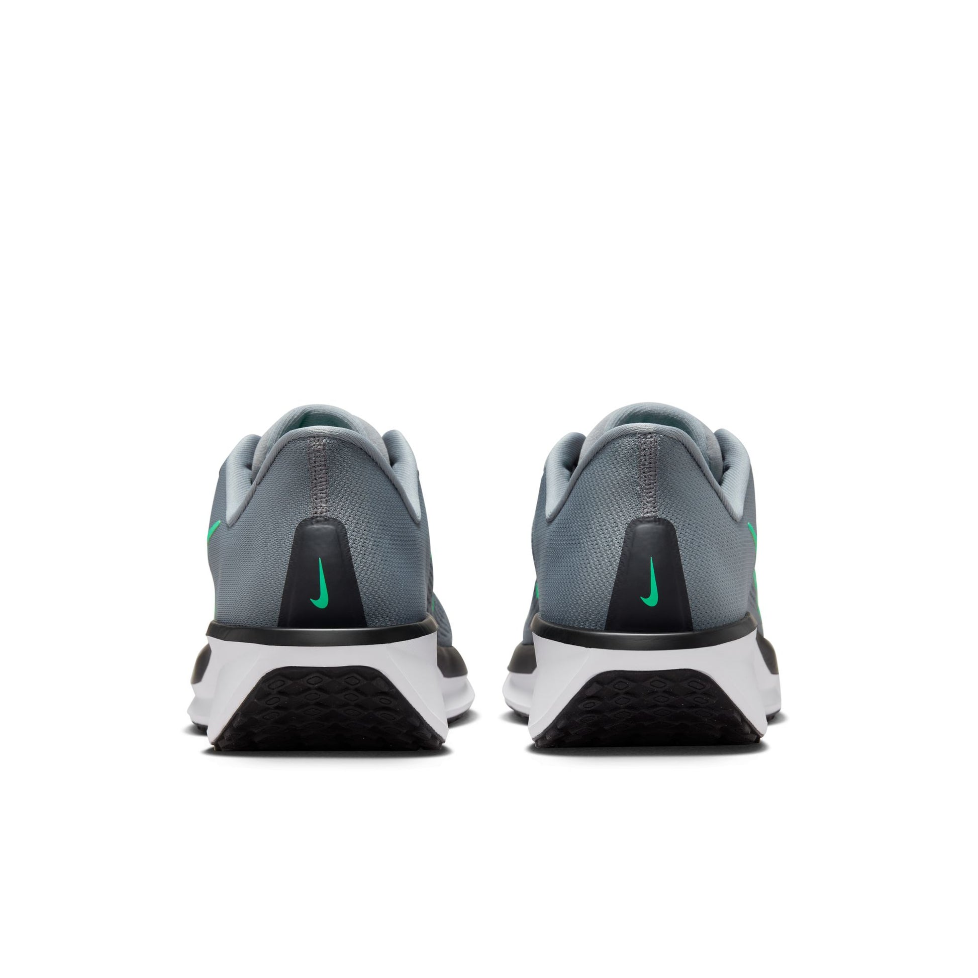 NIKE QUEST 6 11 / WHITE/BLACK-PURE PLATINUM