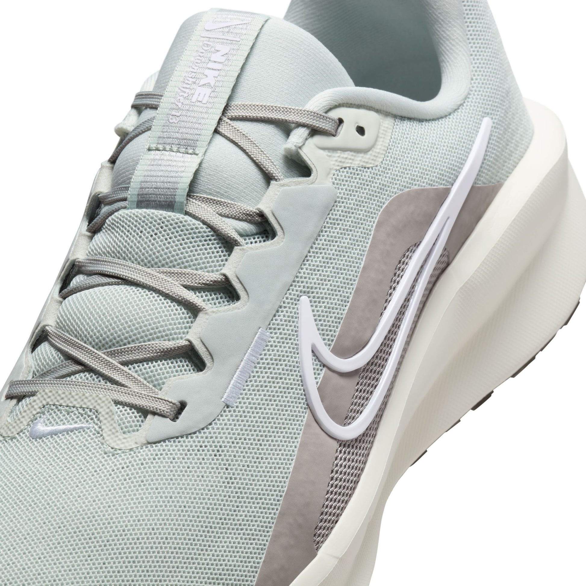 NIKE DOWNSHIFTER 13 11 / Black/White-Dk Smoke Grey