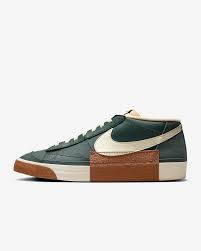 BLAZER LOW PRO CLUB BTS 10 / VINTG/COCOMK