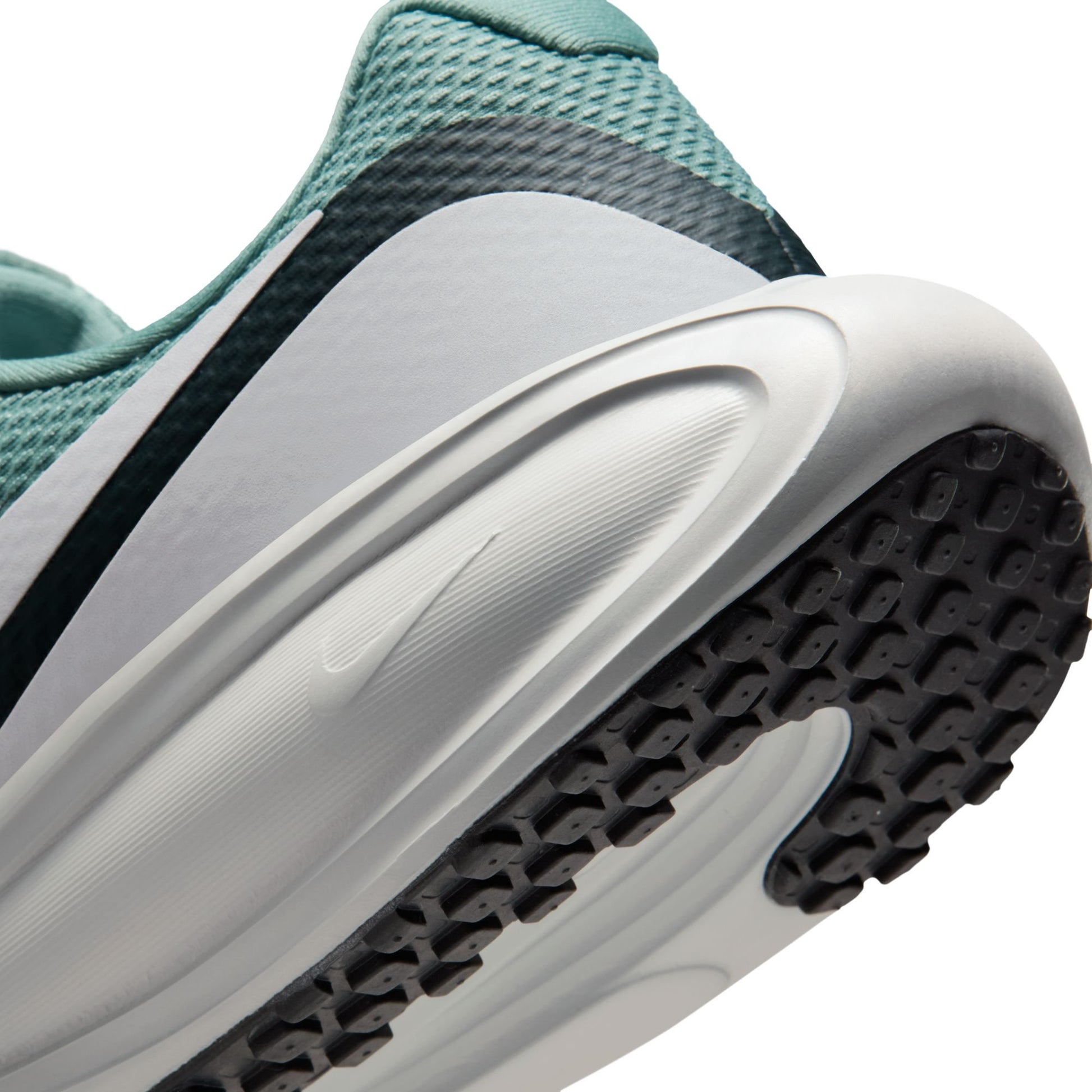 NIKE REVOLUTION 8 12 / HJ9198-102