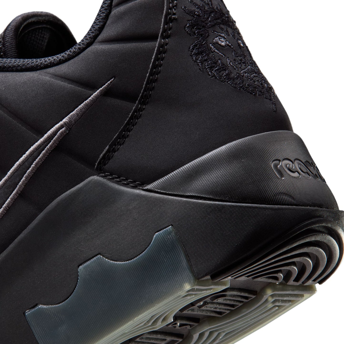 LEBRON WITNESS IX 11 / II7520-400