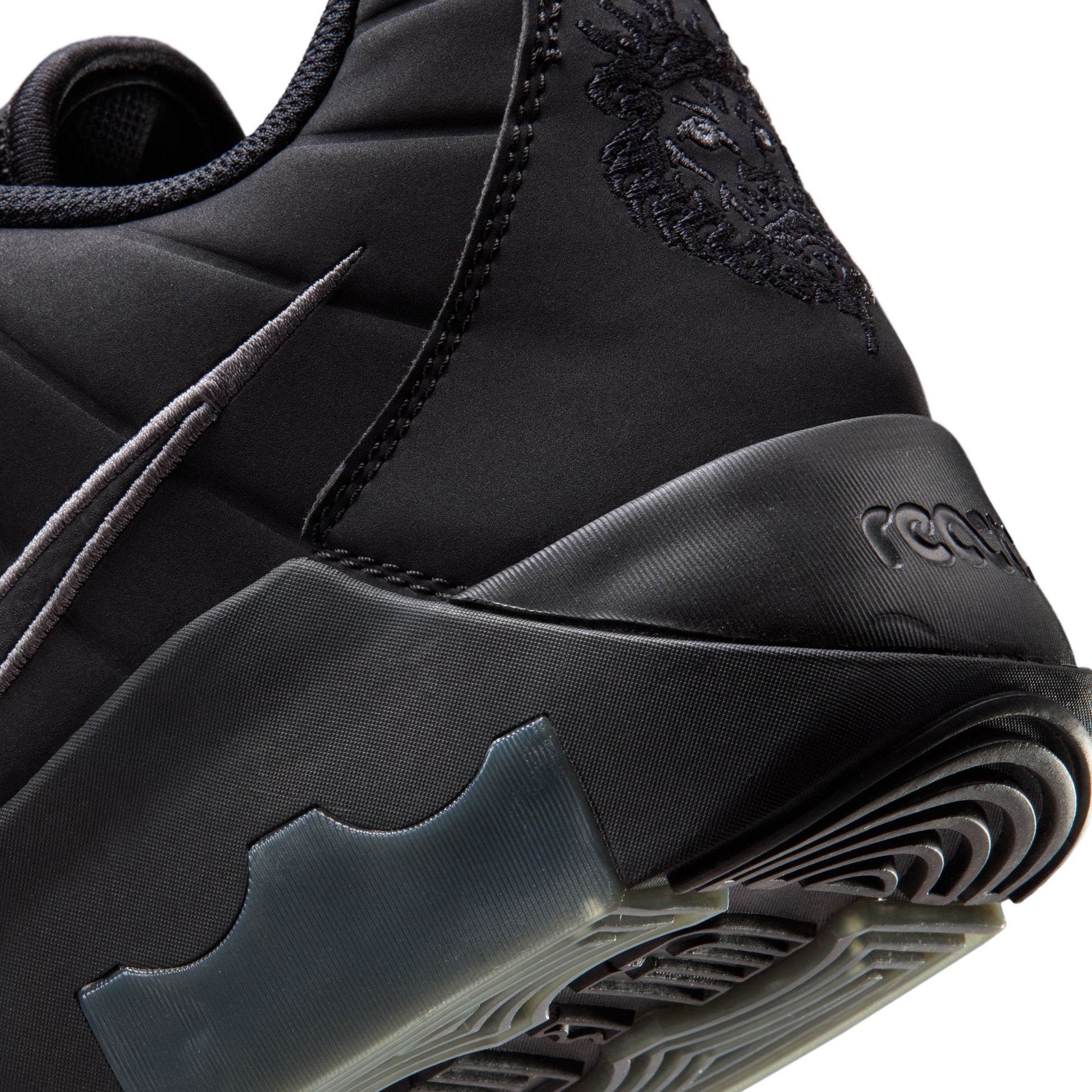 LEBRON WITNESS IX 11 / II7520-400