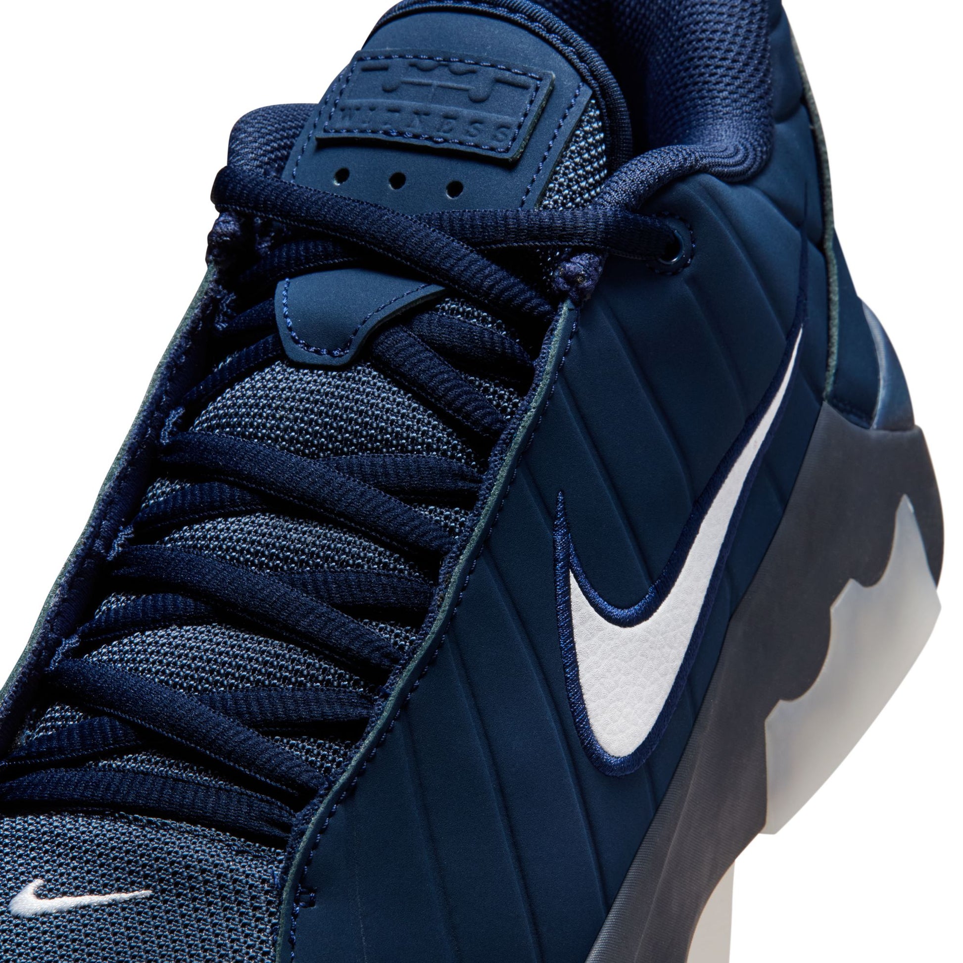 LEBRON WITNESS IX 11 / II7520-400